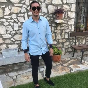 Meet your Posher, Juan